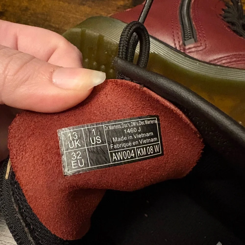 Dr. Martens 1460 Juniors‎ Burgundy Red Leather Lace Up Boots (Kids Size 1)